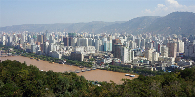 人生就是博集团荣膺甘肃民企“五十强”榜首