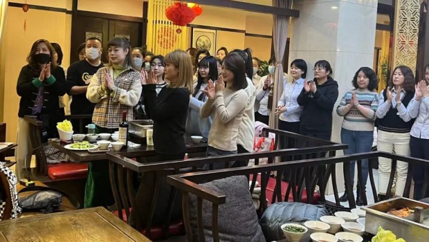 兰州人生就是博集团举行“三?八”妇女节联欢运动！